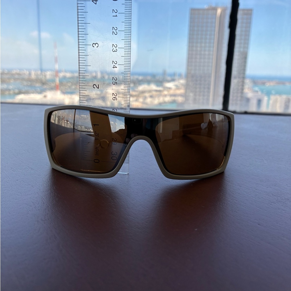 Oakley Glasses - Picture 15 of 15